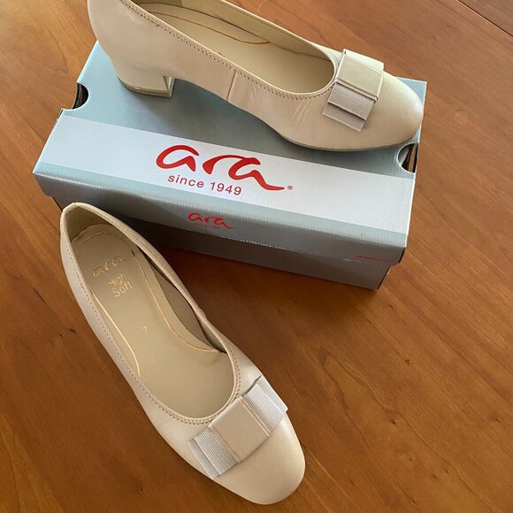 Ara Shoes - ARA Women's Garnet Sand Leather